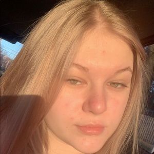 Meet your Posher, Camryn